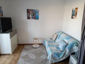 Studio tout équipé vue port, proche aquarium