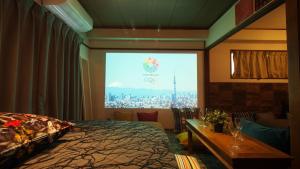 Shinjuku 3 min walk from station projector #OH5