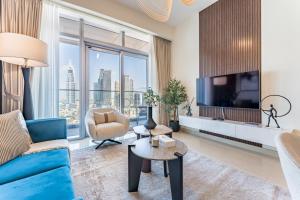 High-Floor Balcony with Burj Khalifa View and Assistant Room, Minutes from Burj Plaza & Dubai Mall, Easy Access to Downtown Attractions, Imperial Avenue, Downtown Dubai by Deluxe Holiday Homes