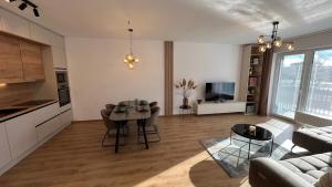 Riverside Promenada Apartment Nitra Castle View