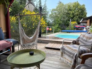 Cozy chalet Jacuzzi et piscine en Haute Provence