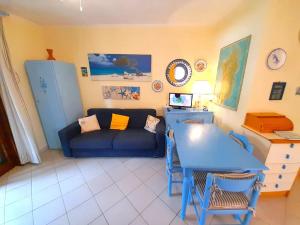 Apartment in Marinella near the beach
