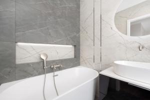 Luxury Sky Jagodno Apartment with Jacuzzi Parking & Terrace by Renters Prestige