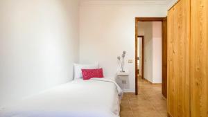 Lamar Suites