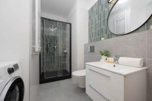 Elegant Apartment Szafrańców by Noclegi Renters