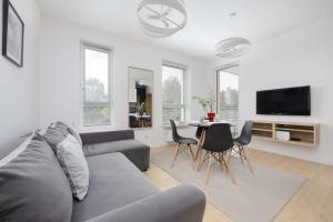 Elegant Apartment Szafrańców by Noclegi Renters