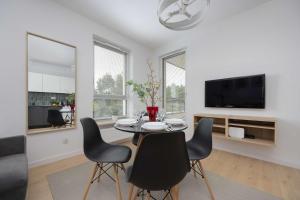 Elegant Apartment Szafrańców by Noclegi Renters