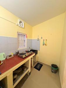 Griho Kuwoli - A1RK personal home with private kitchen