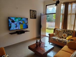 Calm Private Home Near Bangalore Airport - Perfect for Work and Relaxation