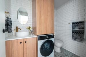 Magill Boho Retreat - 2BR with free parking