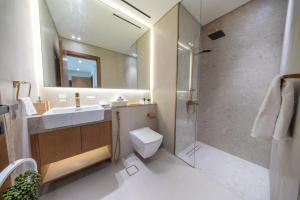 Sleeps 4 I Circle Mall I Epic Pool