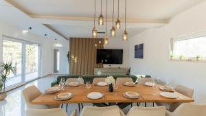 Villa Forest Idyll by Villas Guide