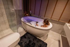 Brisa da Serra – Chalé com Vista e Hidro na 370