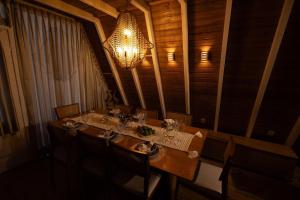 Brisa da Serra – Chalé com Vista e Hidro na 370