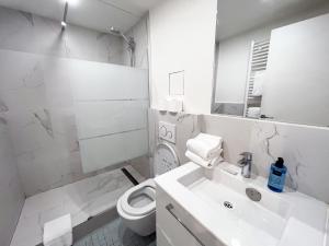 UrbanFlat 86 - Charming 2 Bedrooms in Center of Paris