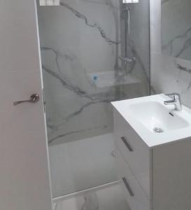 Shining Gold By Deihu Experiences