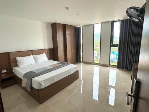 Bich Phuong Hotel, Motorbikes and Tours