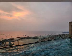 Căn hộ Sunset Town view biển và pháo hoa