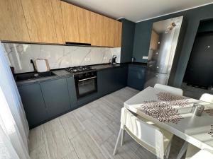 V apartament - ultra central Otopeni