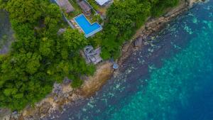 The Cliffhouse Samboan