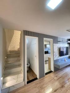 Casa com 3 quartos e 2 banheiros