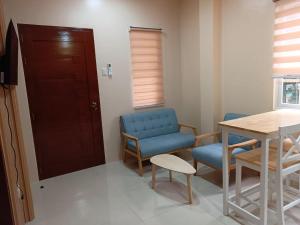 2 Bedrooms with Kitchen, Living Room