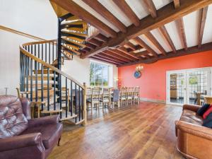 The Old Granary Country-retreat