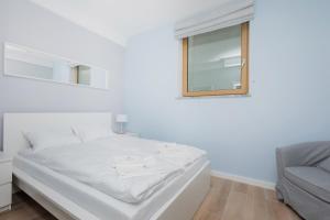 Dom Posejdon - Apartament na poziomie -1 by Renters Prestige