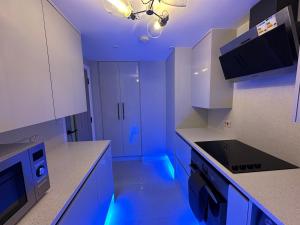 Modern, comfortable flat close to transport hubs