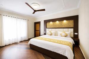 Hotel Mall Road Kavyansh Inn Near Ghorakhal Temple - Free Wi-Fi - Spa - Restaurants Facilities - Best Hotel