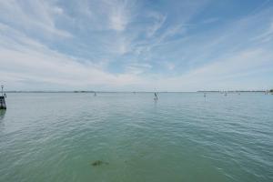 Lagoon View - 12 min to the Train Station