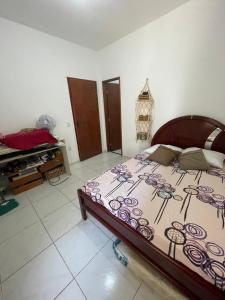 Ancuri retreat with backyard and barbecue area