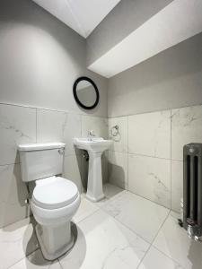 Luxury Private Apartments - Close to Town Centre