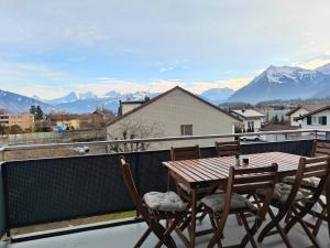 Thun Mountain View Stay – Central & Quiet