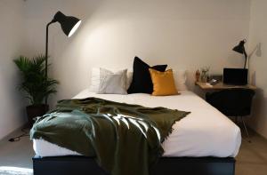 Tiny home Pana B Private residence 10mins beach