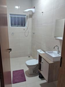 Casa em Sorocaba com Sacada