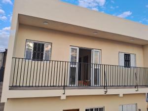 Casa em Sorocaba com Sacada