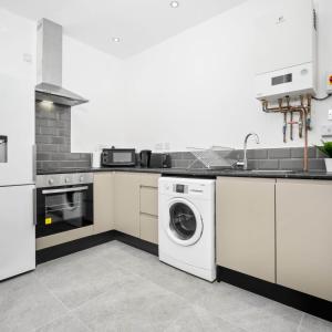 Modern Apartment - Street Parking - Wi-Fi Netflix 49AGH