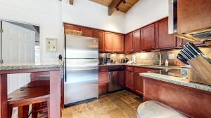 Chateau Doex #8 condo