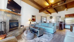 Chateau Doex #8 condo