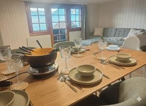 Historic Stationhouse – 20 Min from Interlaken
