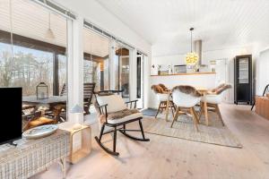 84282-Knebel-Fyrreklinten-28