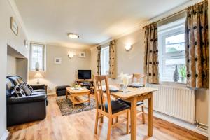 1 Bed in Padstow oc-p00136
