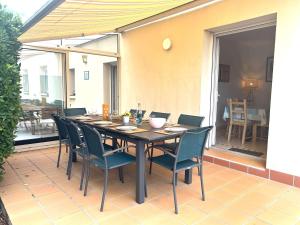 HI000-C24 Mais 5 pièces 8 couchages SAINT HILAIRE DE RIEZ