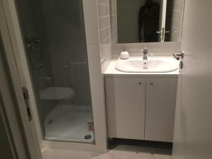 Cozy well lit apartment with a superb view