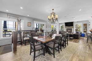 Lakeview Luxury Retreat with Hot Tub and Game Room