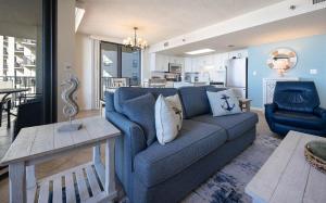 Phoenix East II 2061