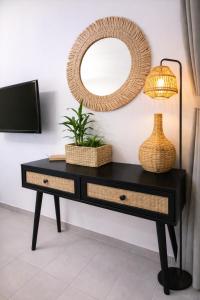 Chic & Calm apartment 3 minutes walk to Rafina Beach