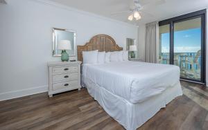 Phoenix East II 2104