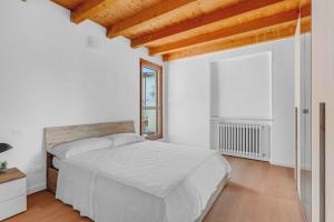 -Centrale- Terrazza sul Lago, la brezza del Garda